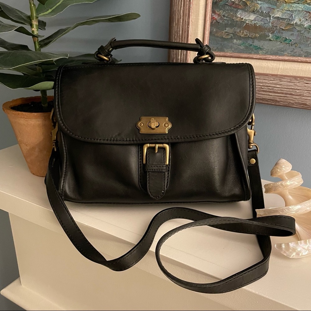 Rare LIZ CLAIBORNE vintage Cadet Clutch Bag